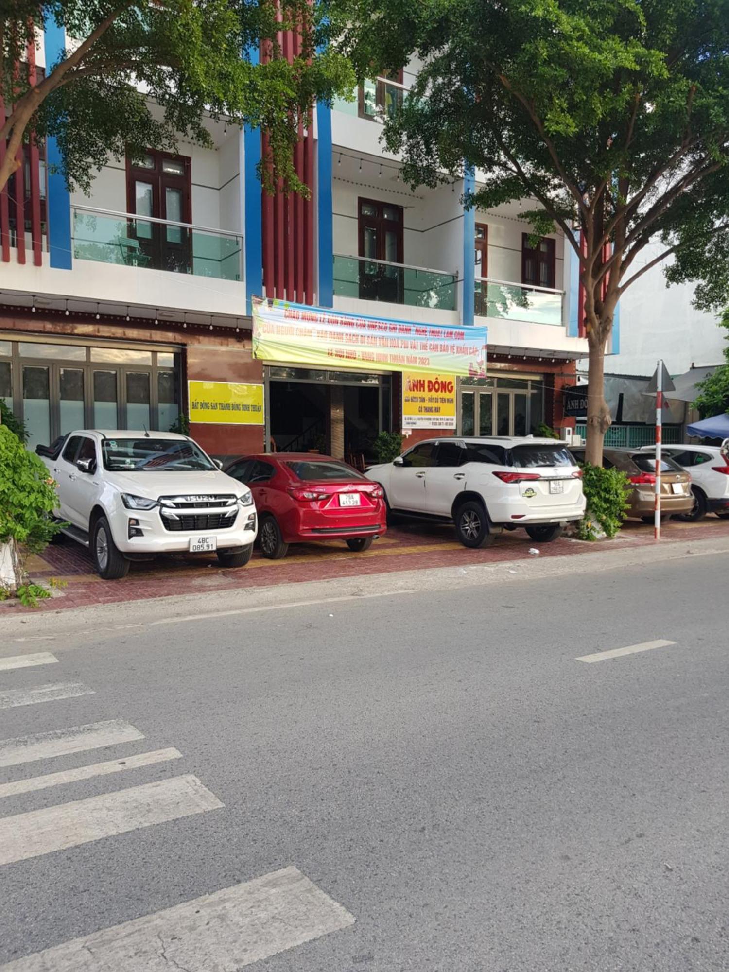 Khach San Anh Dong Hotel Phan Rang Bagian luar foto