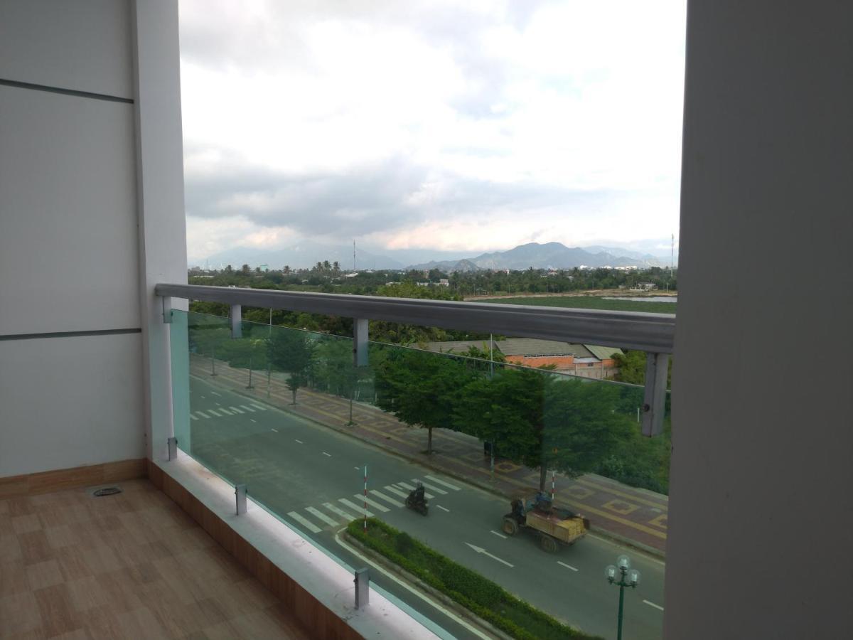 Khach San Anh Dong Hotel Phan Rang Bagian luar foto
