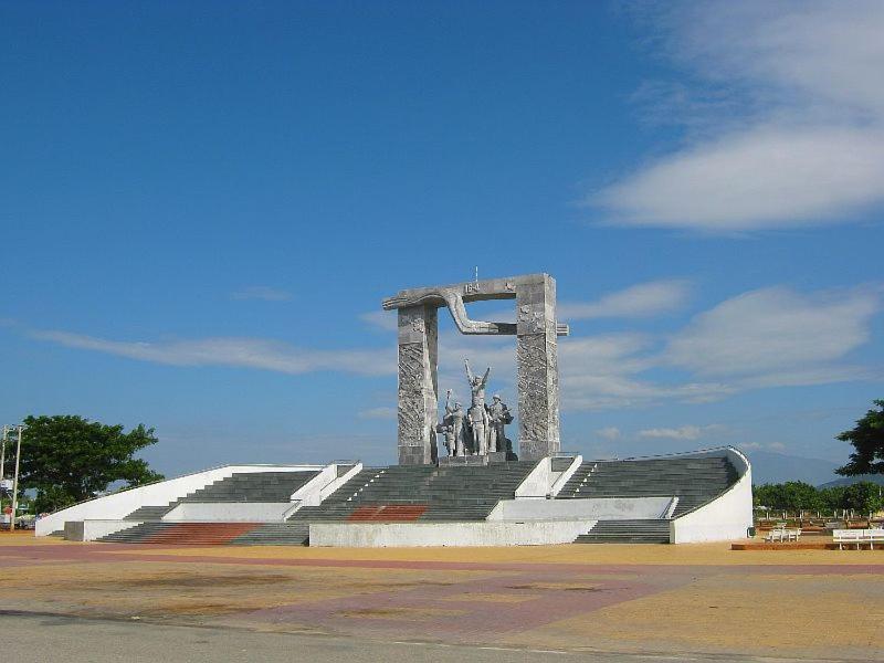 Khach San Anh Dong Hotel Phan Rang Bagian luar foto
